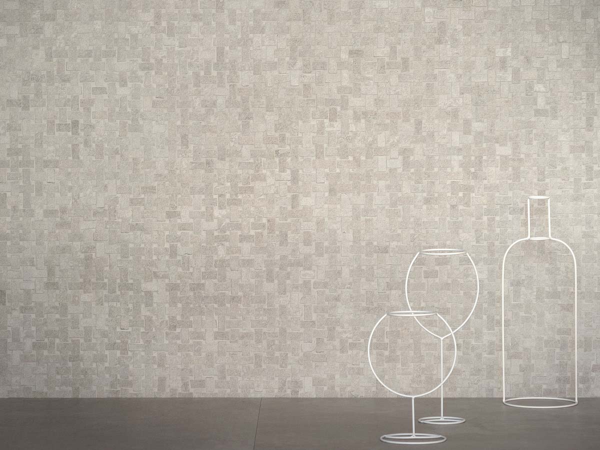 A faithful reproduction of large slabs of Pietra di Borgogna with original, unique traces left by the passage of time. A contemporary proposal suited to any indoor or outdoor space.